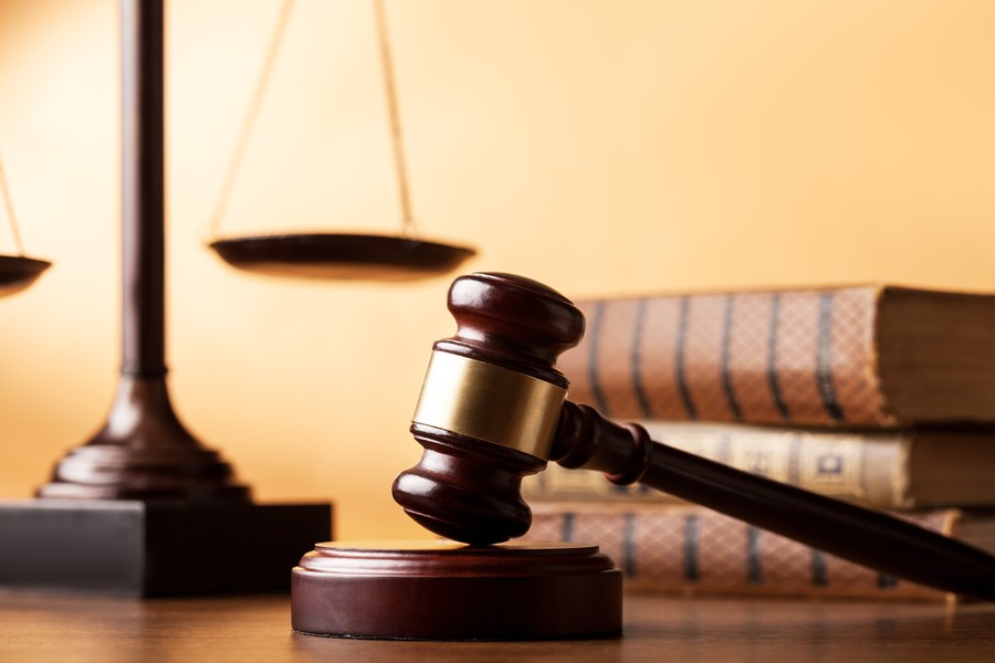 上海劳动律师视角：劳动仲裁时效与结果的深度剖析