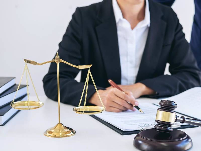 上海劳动合同律师：解析没有劳动合同时双倍工资的赔偿问题