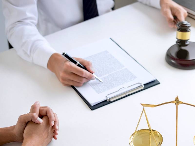 劳动仲裁后对方仍不还钱，上海劳动仲裁律师为你支招